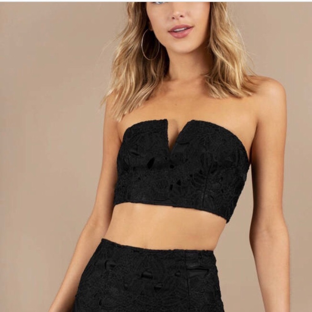 Lace crop top